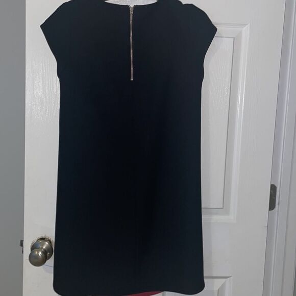 Trina Turk Red and Black Color Block Sheath Dress Size 6 work dress - Picture 3 of 7